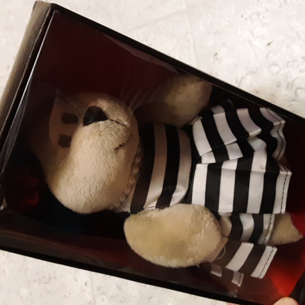 Starbucks bear - Picture 4 of 4